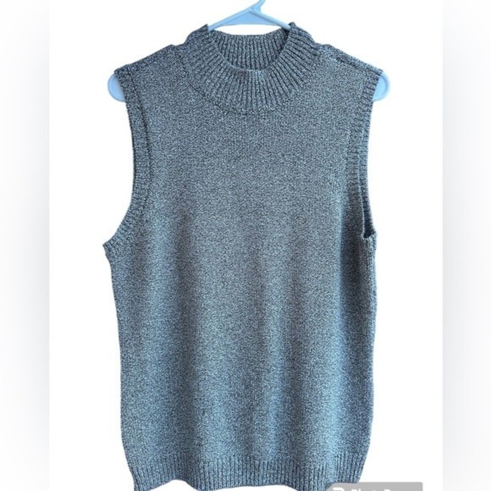 Halogens. sleeveless turtleneck Sweater Size XL Pre-Owned